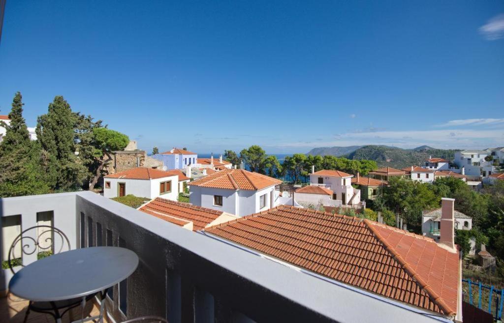 Anatoli Residences Alónnisos エクステリア 写真